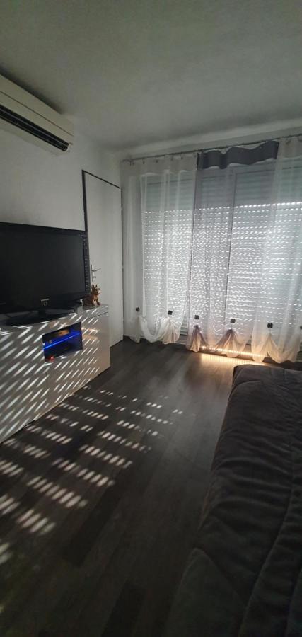 Nouveau Bien Lumineux Tout Confort En Centre Ville Sète Exterior foto